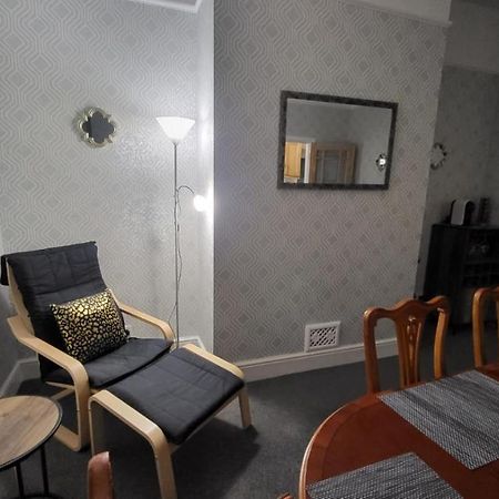 Stay - At Southport Holiday Home - Sleeps 6 Buitenkant foto
