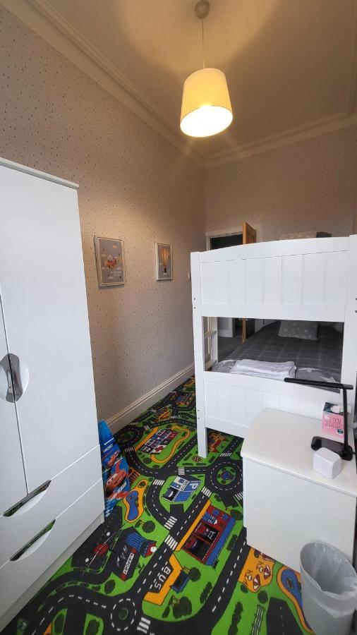 Stay - At Southport Holiday Home - Sleeps 6 Buitenkant foto